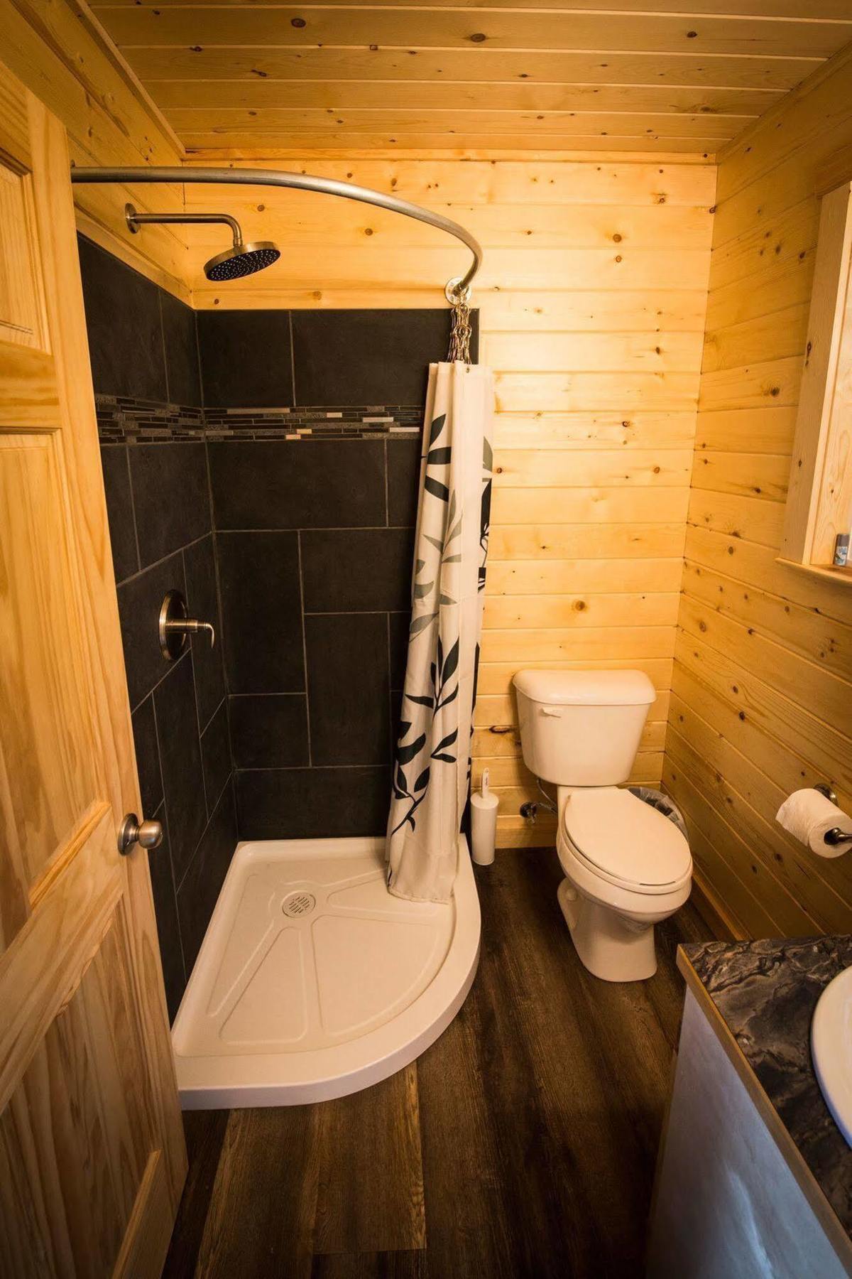 Hidden Acres Farm And Treehouse Resort Terrace Eksteriør billede